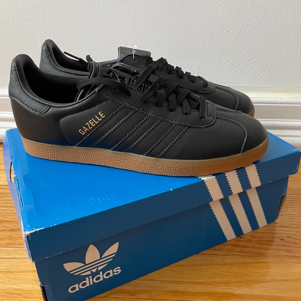 BNWT Adidas Gazelles All Black Leather Men’s 6 Women’s 7 or 7.5